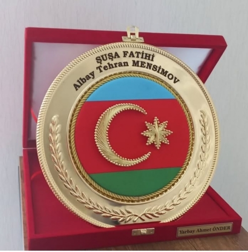 T12 Azerbaycan Bayrağı